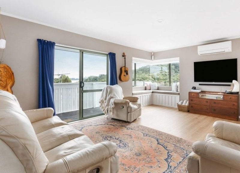 21B Dingadee Street, Welcome Bay, Tauranga - Carousel 2