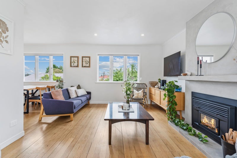 2 Parahaki Street, Regent, Whangarei - Carousel 1