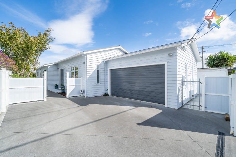 450 Jackson Street, Petone, Lower Hutt - Carousel 1