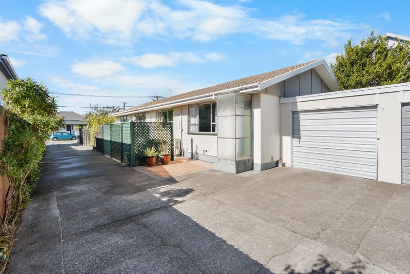 2/5 Braddon Street, Addington, Christchurch - Carousel 1
