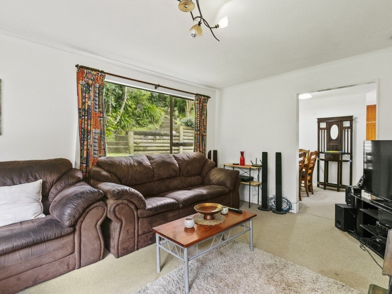 55 Viewmont Drive, Harbour View, Lower Hutt - Carousel 1