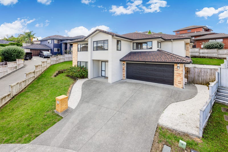 7 Mazuran Place, Flat Bush, Auckland - Carousel 2