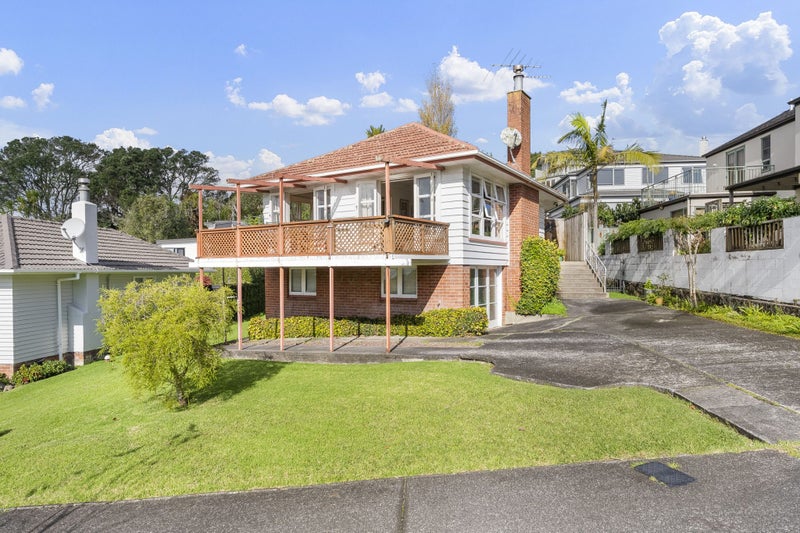 9 Southern Cross Road, Kohimarama, Auckland - Carousel 1