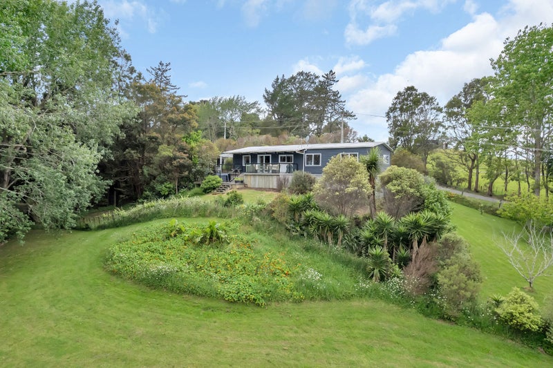 16 Curd Road, Whangarei - Carousel 25
