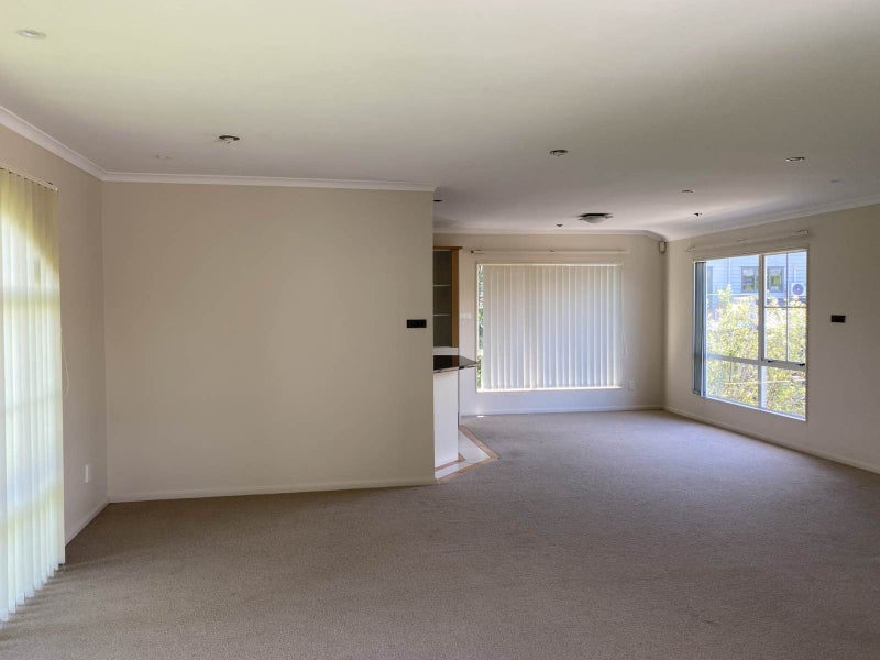 28A Whitney Street, New Windsor, Auckland - Carousel 2