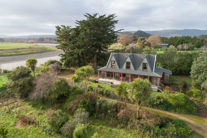 32 Staces Road, Palmerston North - Carousel 31