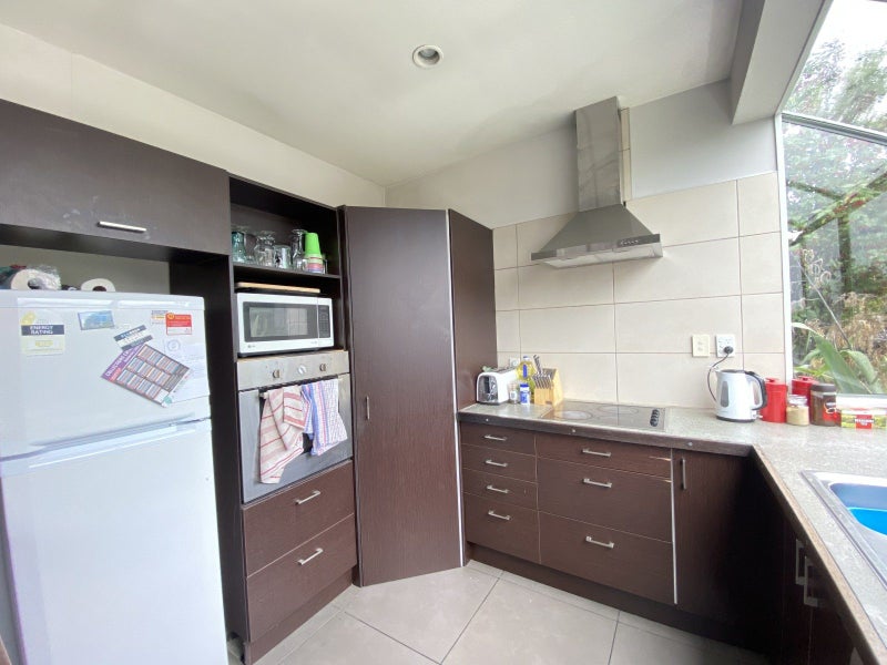 14A Williams Street, Sunshine Bay, Queenstown - Carousel 2