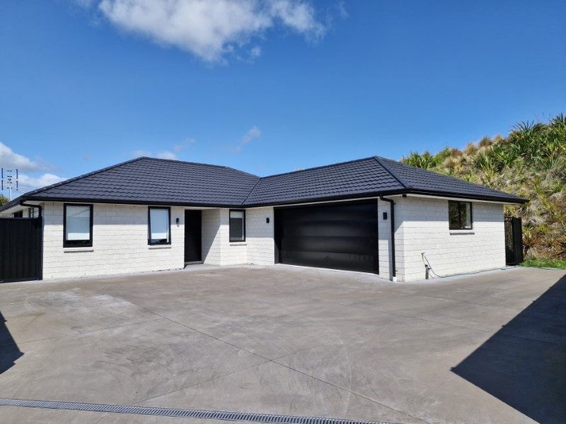 21A Atutahi Street, Hurdon, New Plymouth - Carousel 1