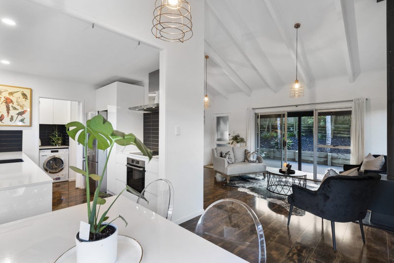 18 West Glade Crescent, Birkenhead, Auckland - Carousel 29