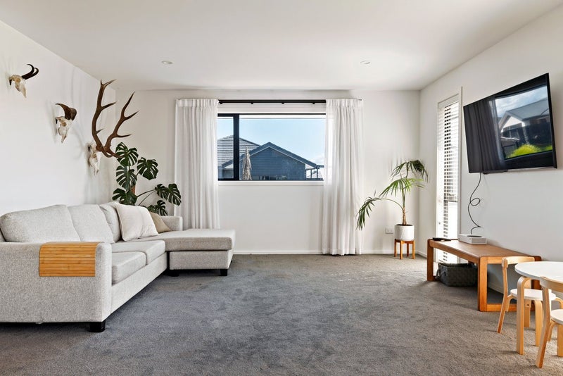 6 Holstein Lane, Appleby, Richmond - Carousel 2