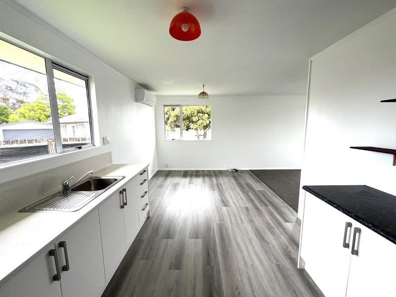 15C Trevor Hosken Drive, Wiri, Auckland - Carousel 2