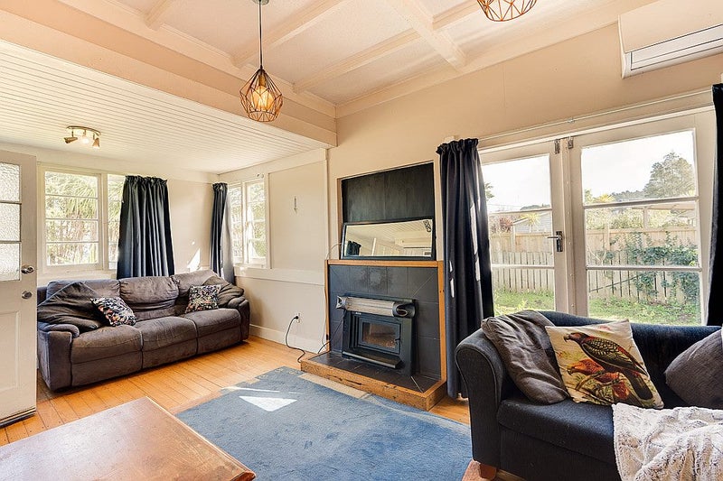5 Taylor Road, Kamo, Whangarei - Carousel 2
