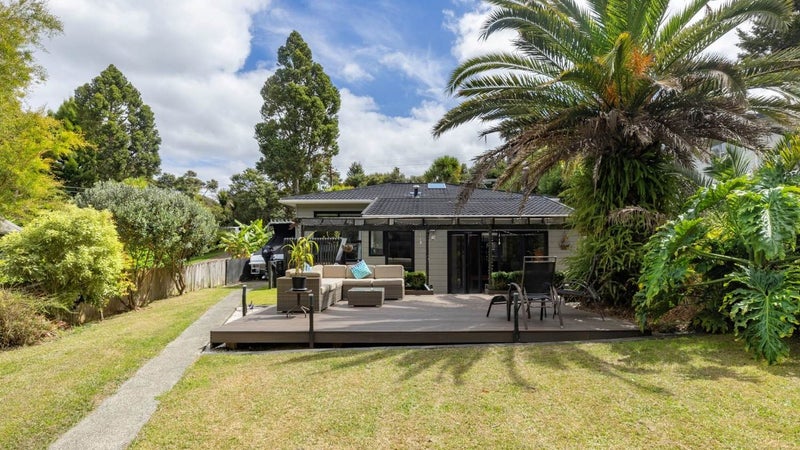 482 Huia Road, Laingholm, Auckland - Carousel 1