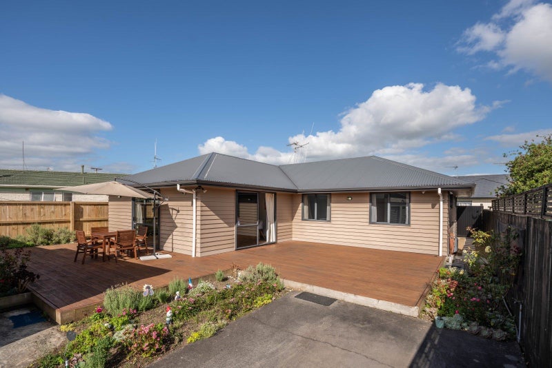 31A MacDonald Road, Glenview, Hamilton - Carousel 2