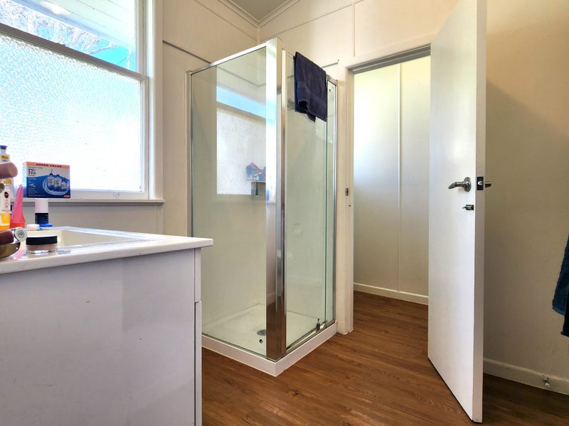 9 Brougham Street, Mount Victoria, Wellington - Carousel 9