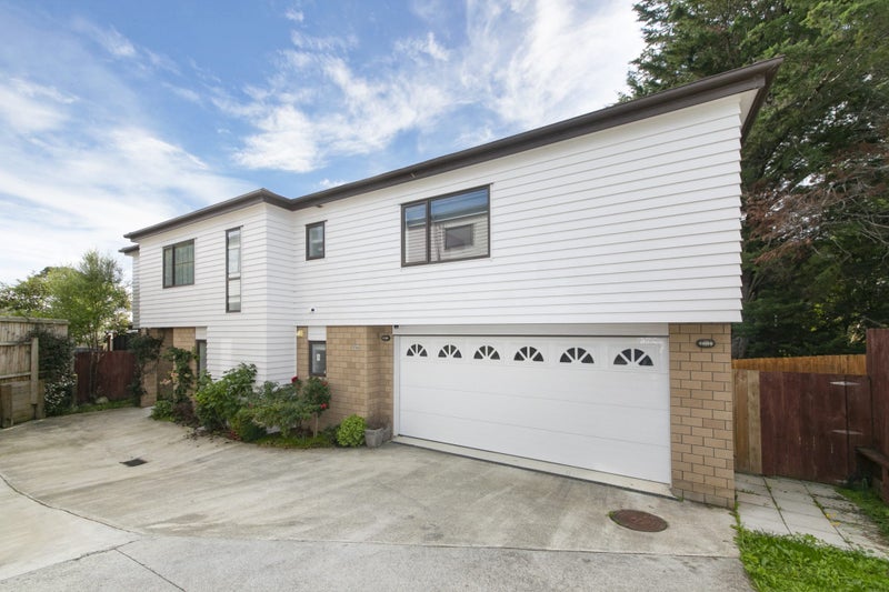 71B Caronia Crescent, Lynfield, Auckland - Carousel 1