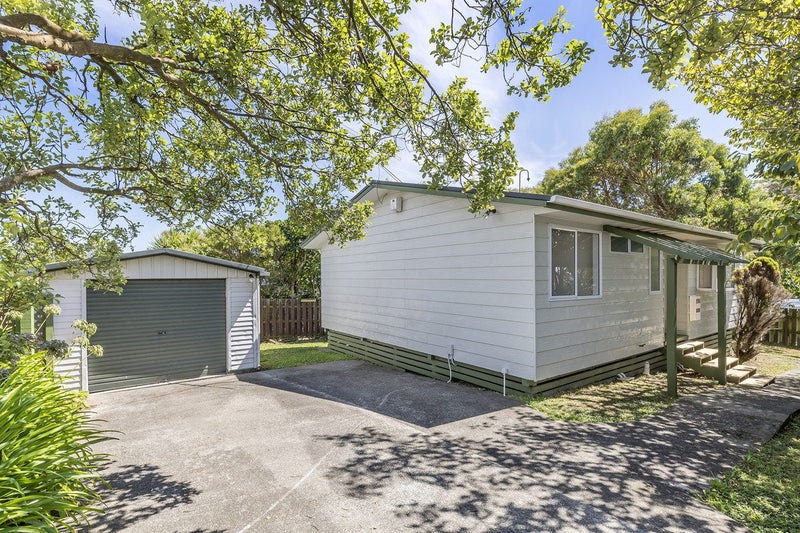 21A Omapere Street, Whitby, Porirua - Carousel 2