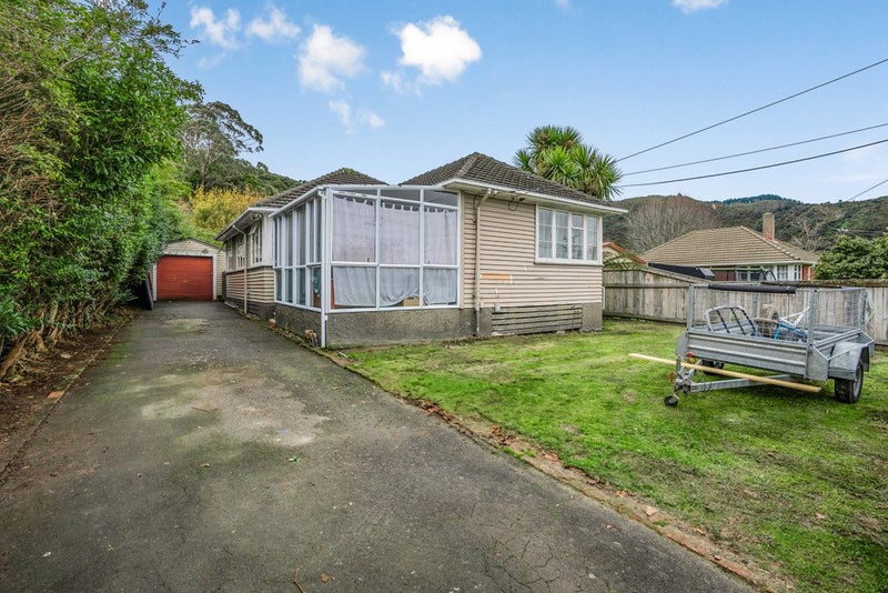 28 Rimu Street, Naenae, Lower Hutt - Carousel 2