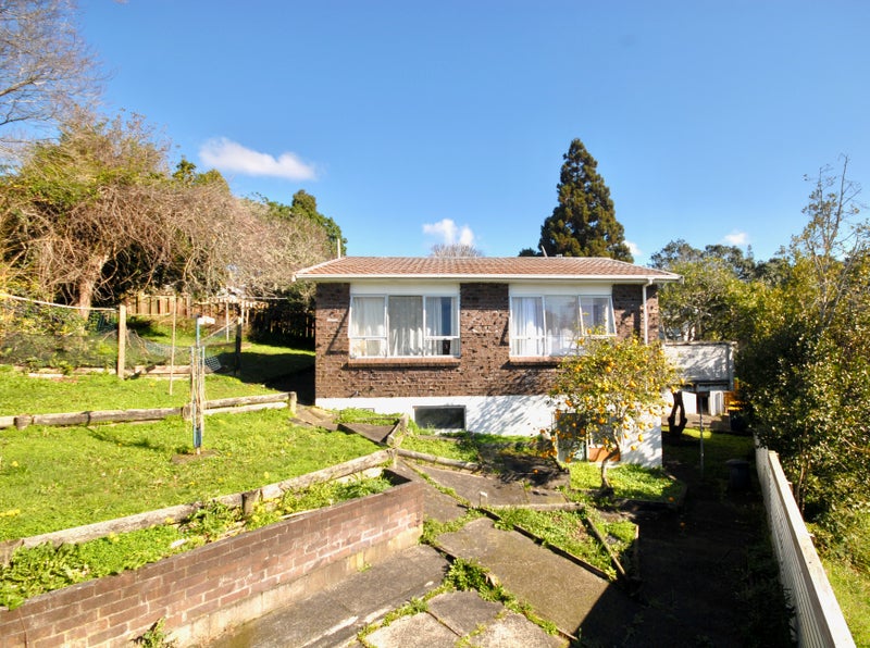 2/16 Hamilton Place, Glenfield, Auckland - Carousel 1