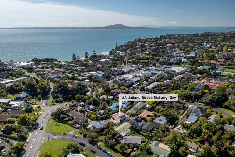 2/2 Jutland Street, Mairangi Bay, Auckland - Carousel 2