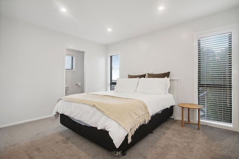 85 Norman Lesser Drive, Saint Johns, Auckland - Carousel 24