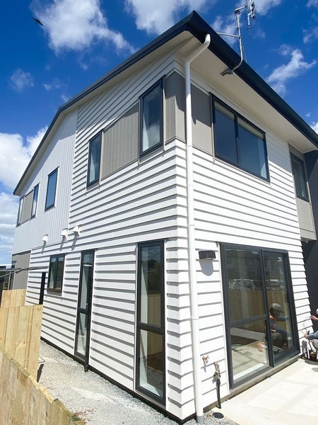 30 Matawhanga Drive, Wattle Downs, Auckland - Carousel 2