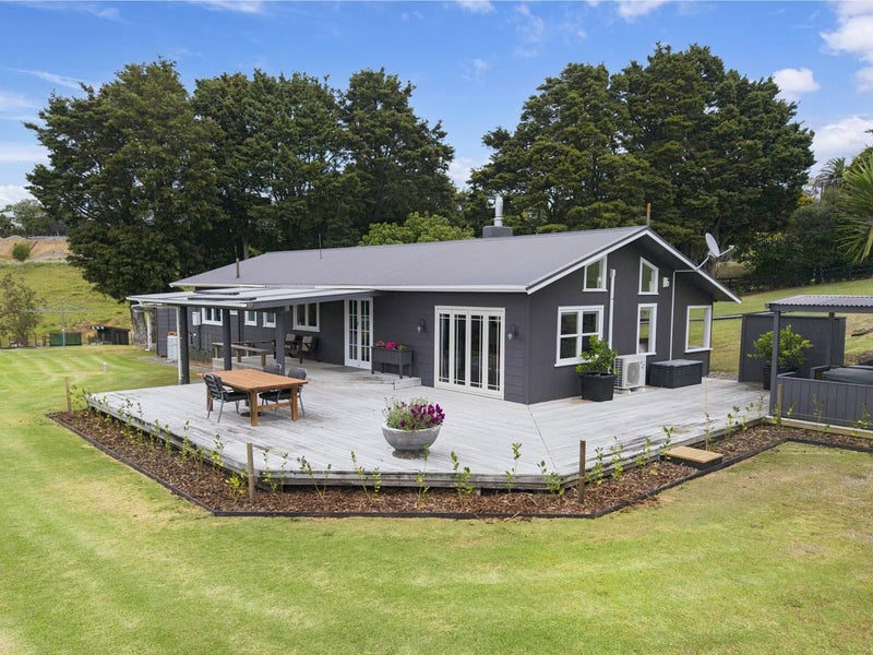 148 Matarau Road, Kamo - Carousel 1