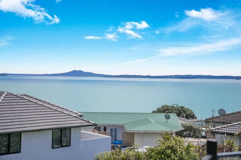 5 Moana Terrace, Maraetai, Auckland - Carousel 1