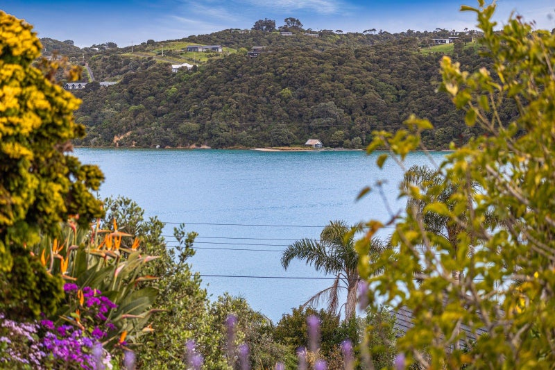 60 Ostend Road, Ostend, Waiheke Island - Carousel 1