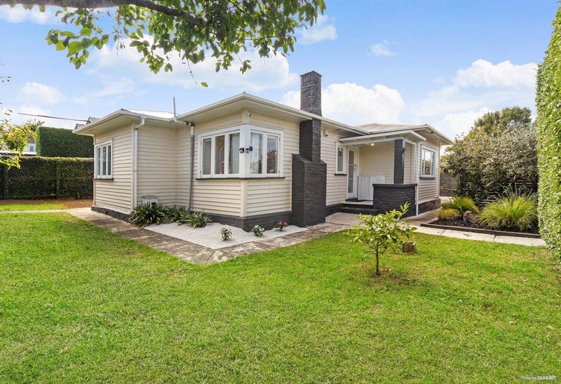1 Admiral Beatty Avenue, Mount Roskill, Auckland - Carousel 2
