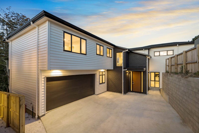17B Strathnaver Crescent, Lynfield, Auckland - Carousel 1