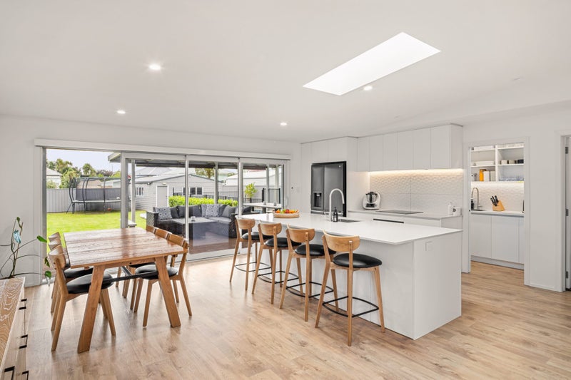 168 Clifford Street, Whataupoko, Gisborne - Carousel 2