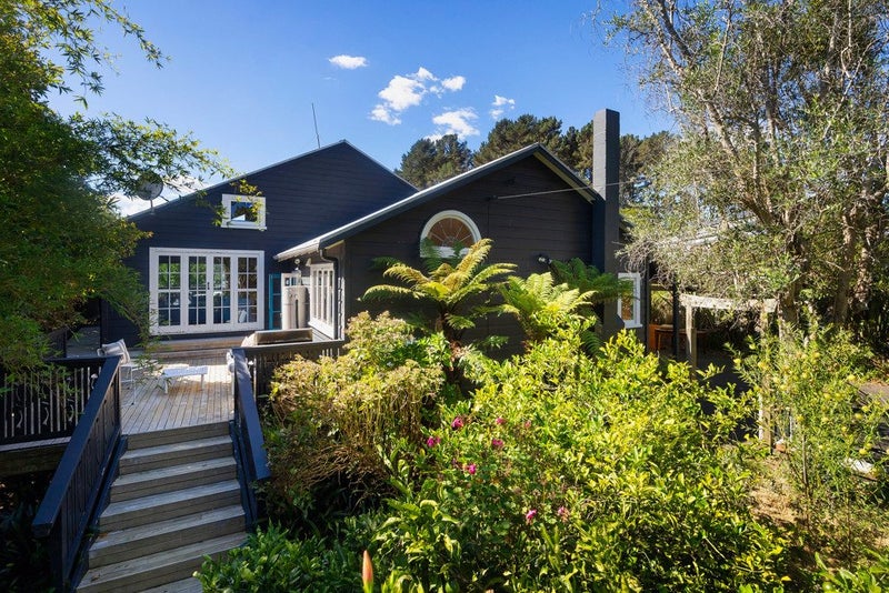 37 Saltaire Street, Avondale, Auckland - Carousel 1