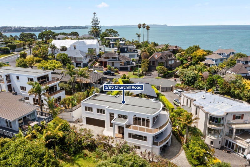 1/25 Churchill Road, Murrays Bay, Auckland - Carousel 1
