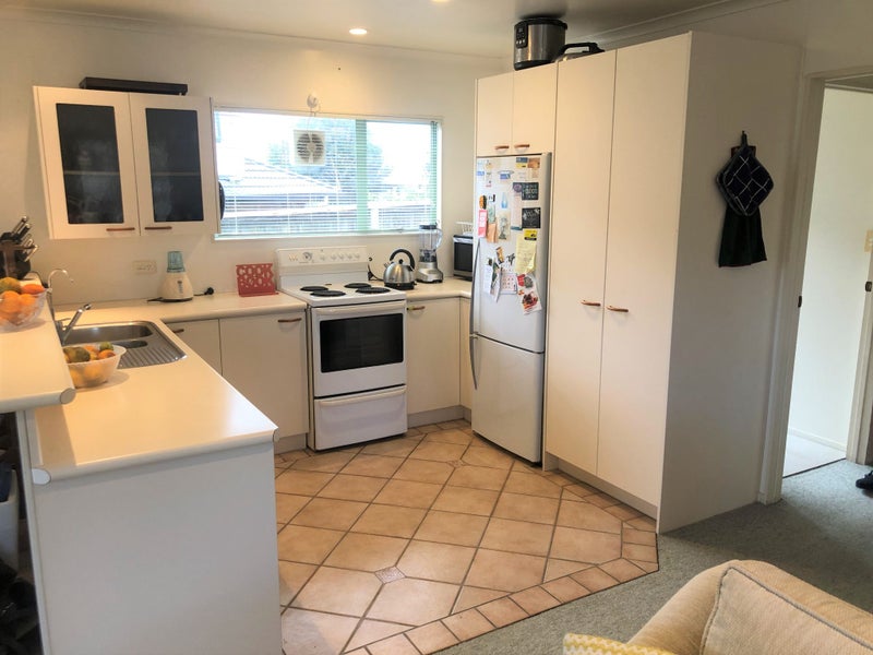 1/62 Salisbury Road, Birkdale, Auckland - Carousel 2