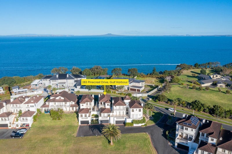 283 Pinecrest Drive, Gulf Harbour, Whangaparaoa - Carousel 1