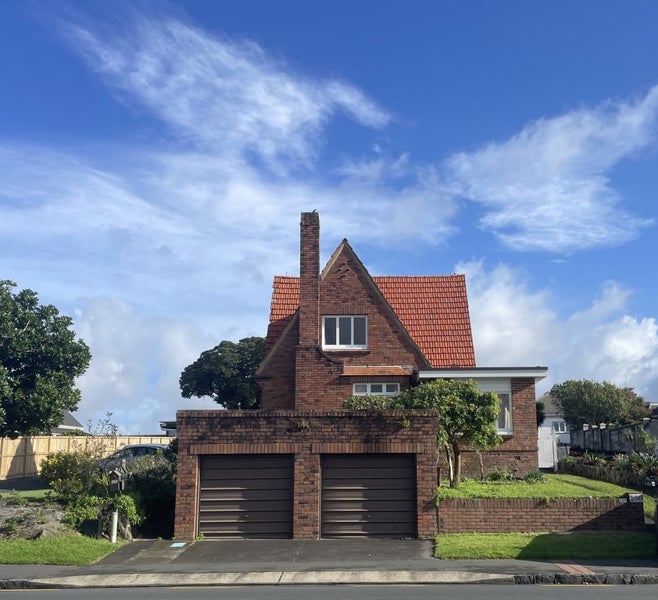 200 Hurstmere Road, Takapuna, Auckland - Carousel 2