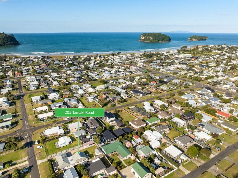 205 Tamaki Road, Whangamata, Whangamatā - Carousel 1
