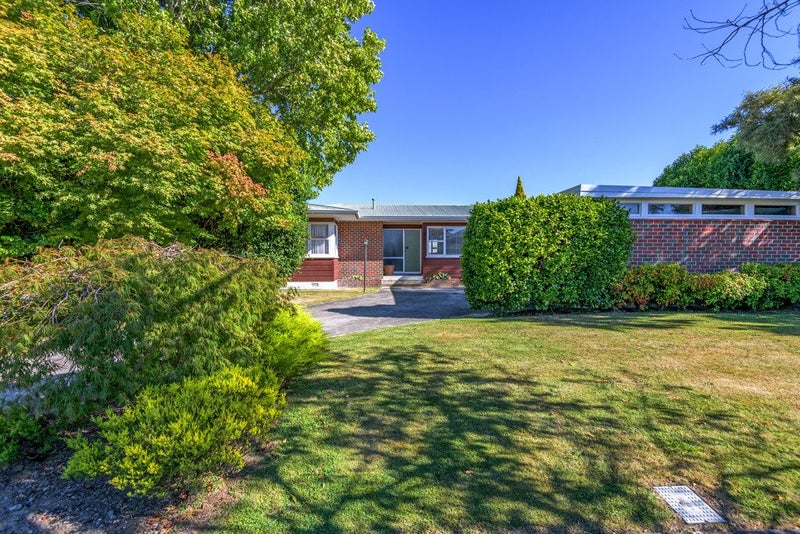 3 Anzio Place, Awapuni, Palmerston North - Carousel 13