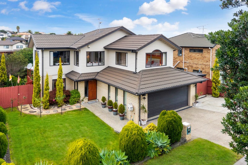 54 Peninsula Road, Mangere, Auckland - Carousel 1