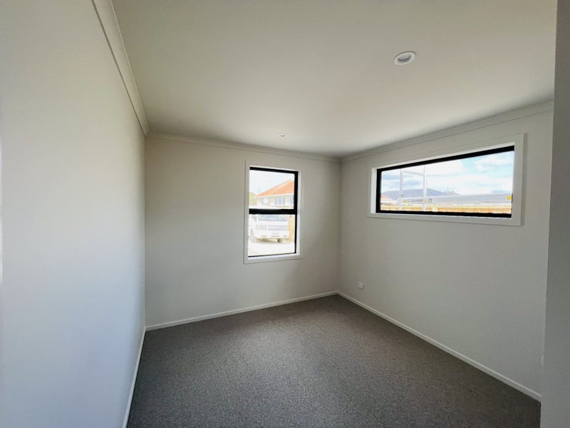 2/29 Willis Street, Bader, Hamilton - Carousel 9