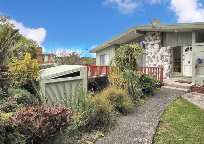 2 Hoey Street, Kamo, Whangarei - Carousel 2