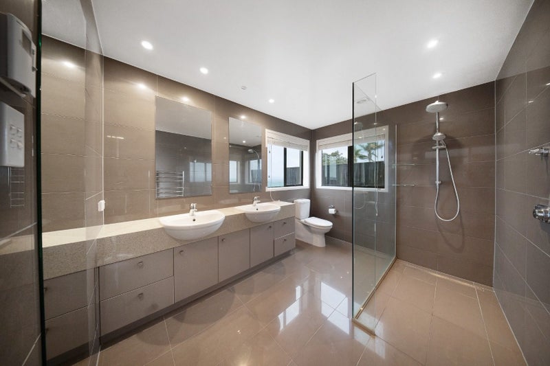 84 Clovelly Road, Bucklands Beach, Auckland - Carousel 17