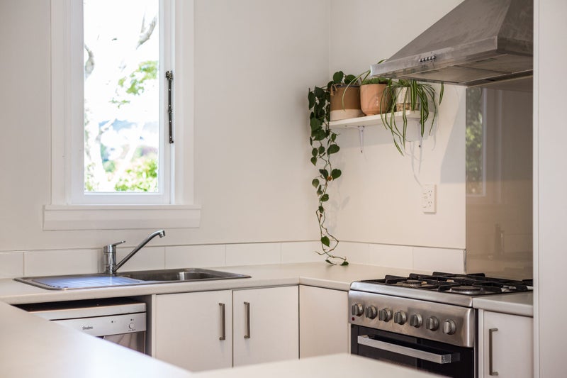 29C North Terrace, Kelburn, Wellington - Carousel 2