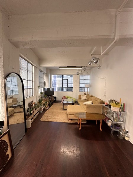 6D Halleys Lane, Te Aro, Wellington - Carousel 1