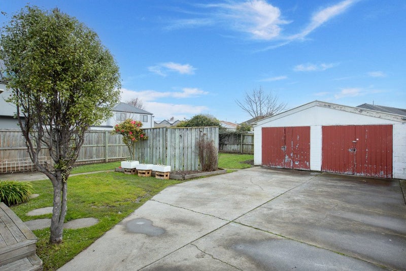 2/25 Hills Road, Edgeware, Christchurch - Carousel 13