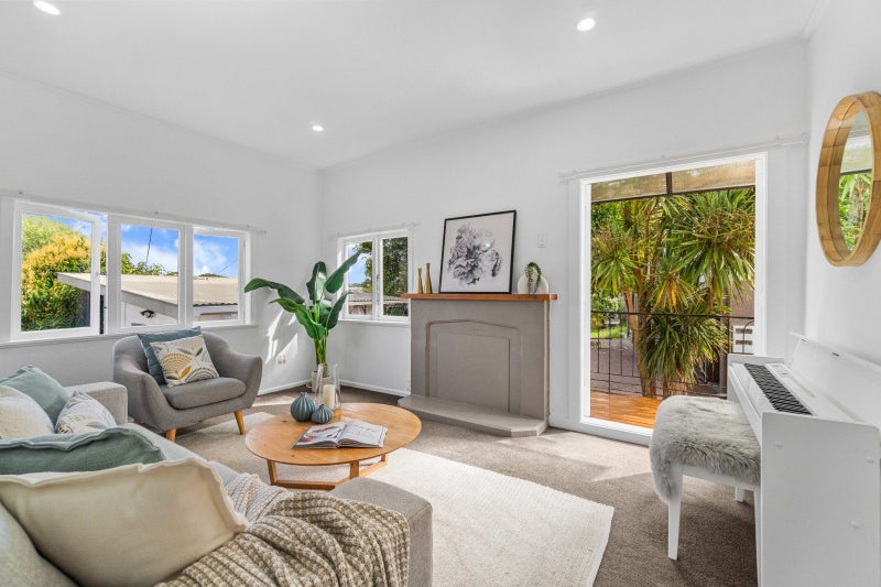 1/8 Millbrook Road, Henderson, Auckland - Carousel 2