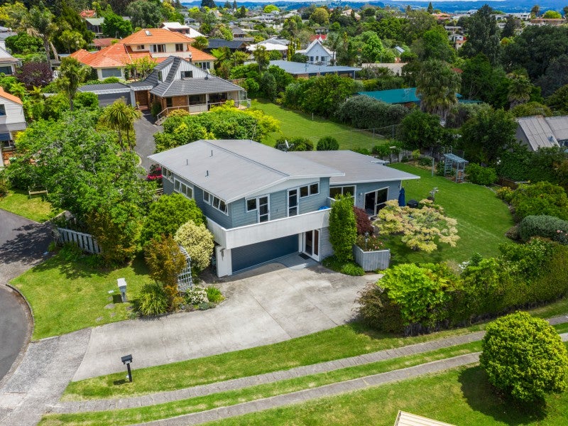 24 Pamela Place, Otumoetai, Tauranga - Carousel 1