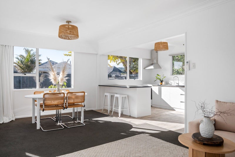 1/284 Aberdeen Road, Gisborne, Gisborne - Carousel 2