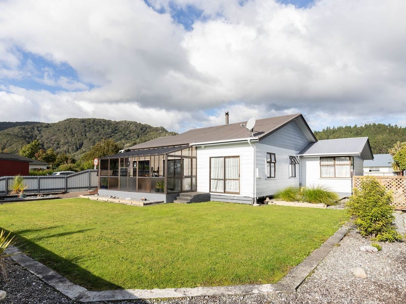 870 State Highway 7, Dobson, Greymouth - Carousel 1